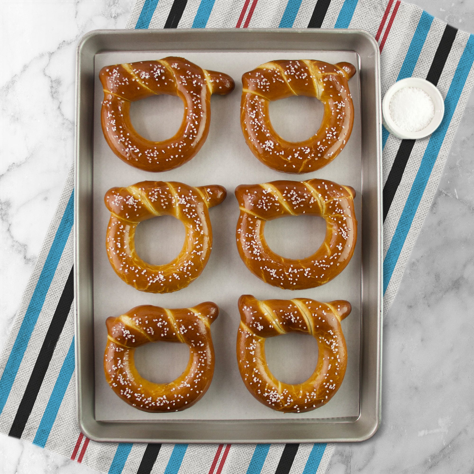 Wheelhouse Signature Soft Pretzel Box - Congrats Grad