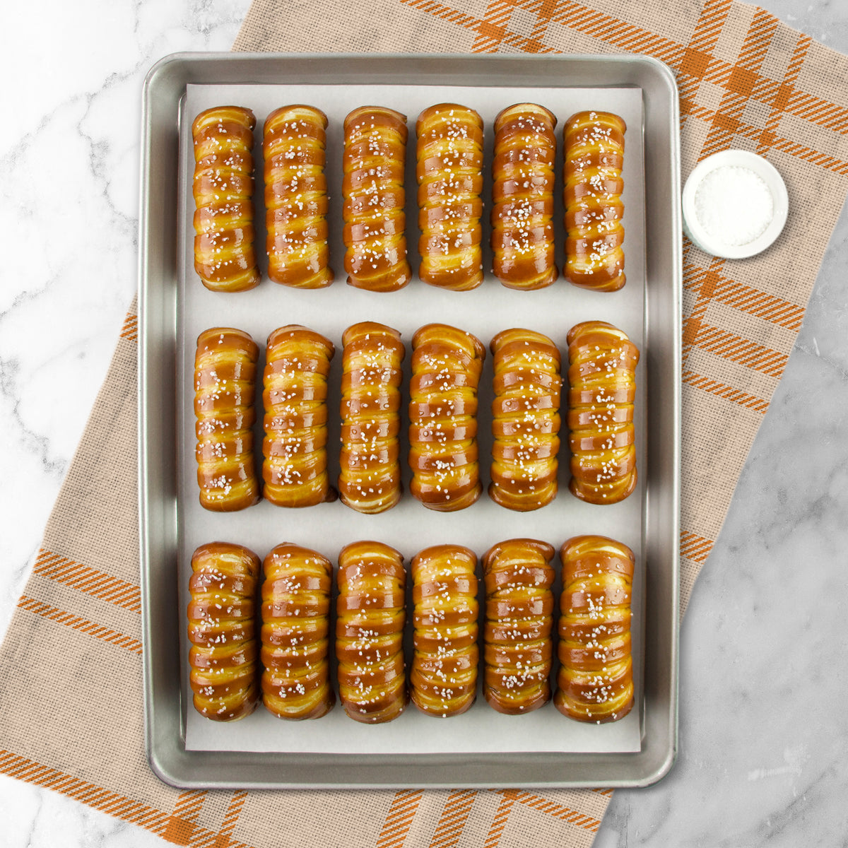 Turnbuckle Soft Pretzel Box - Wonderfall