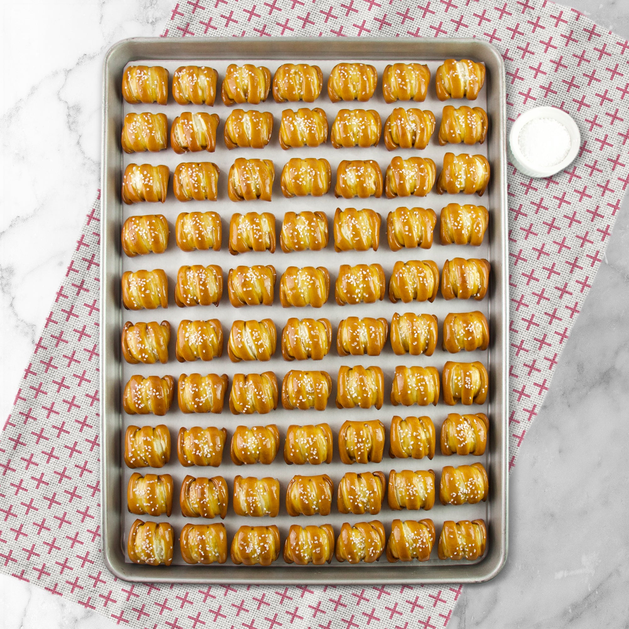 One-Timer Bites Soft Pretzel Box - Well Wishes