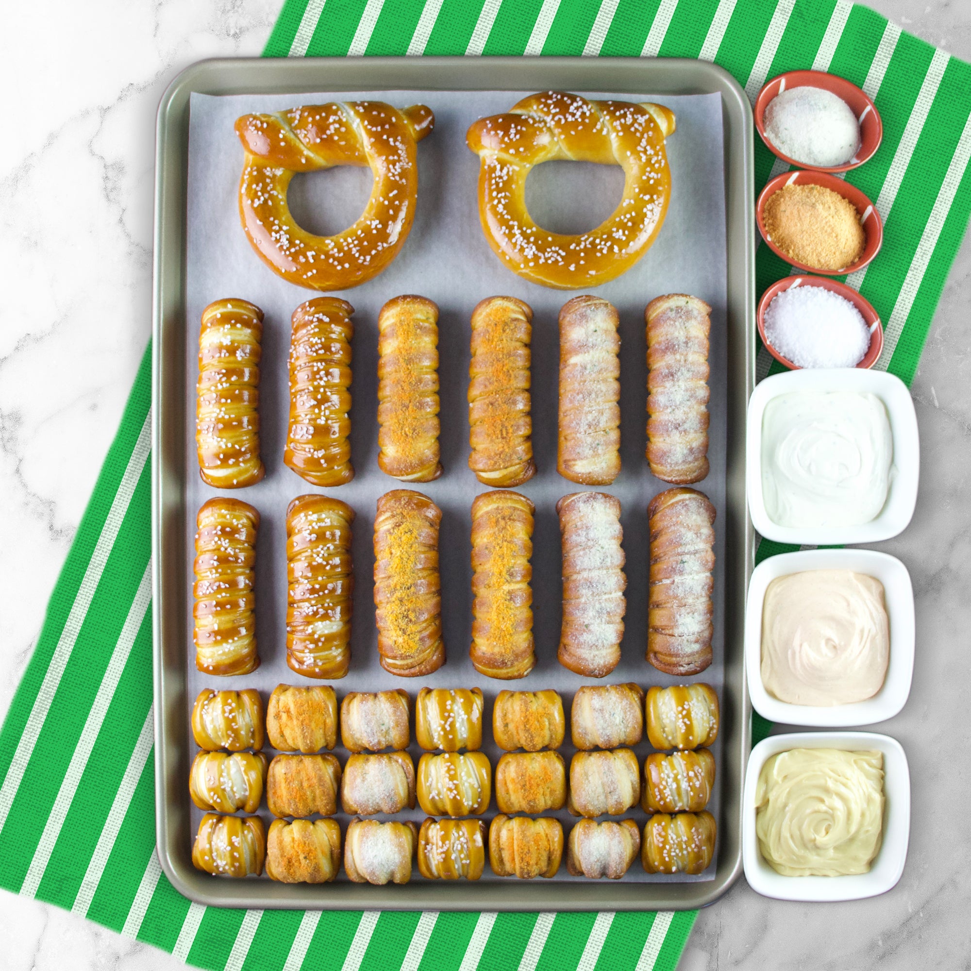 Sideline Special Edition Snack Box- Game Day