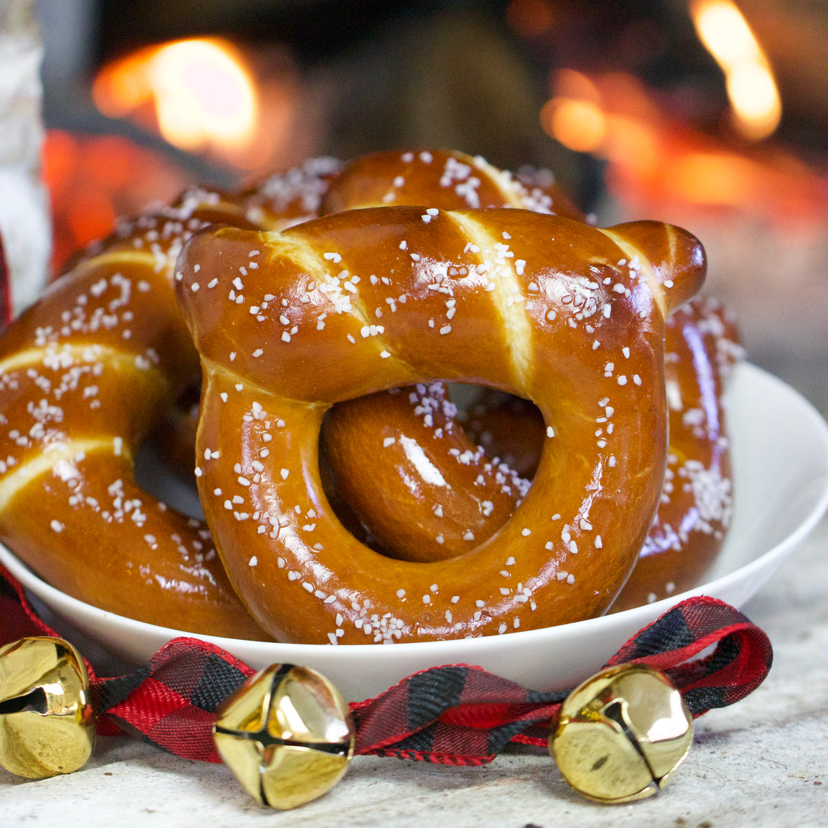 Soft Pretzel Lovers Variety Box - Happy Holidays