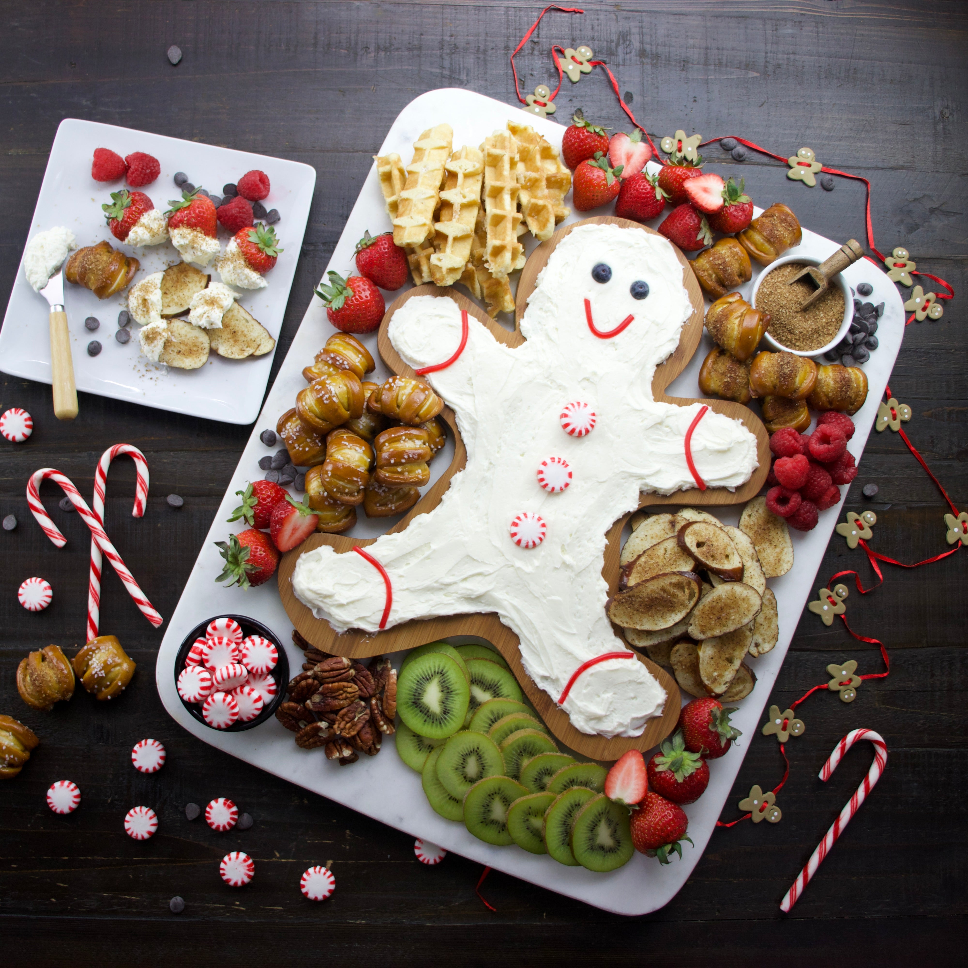 Turnbuckle Soft Pretzel Box - Happy Holidays