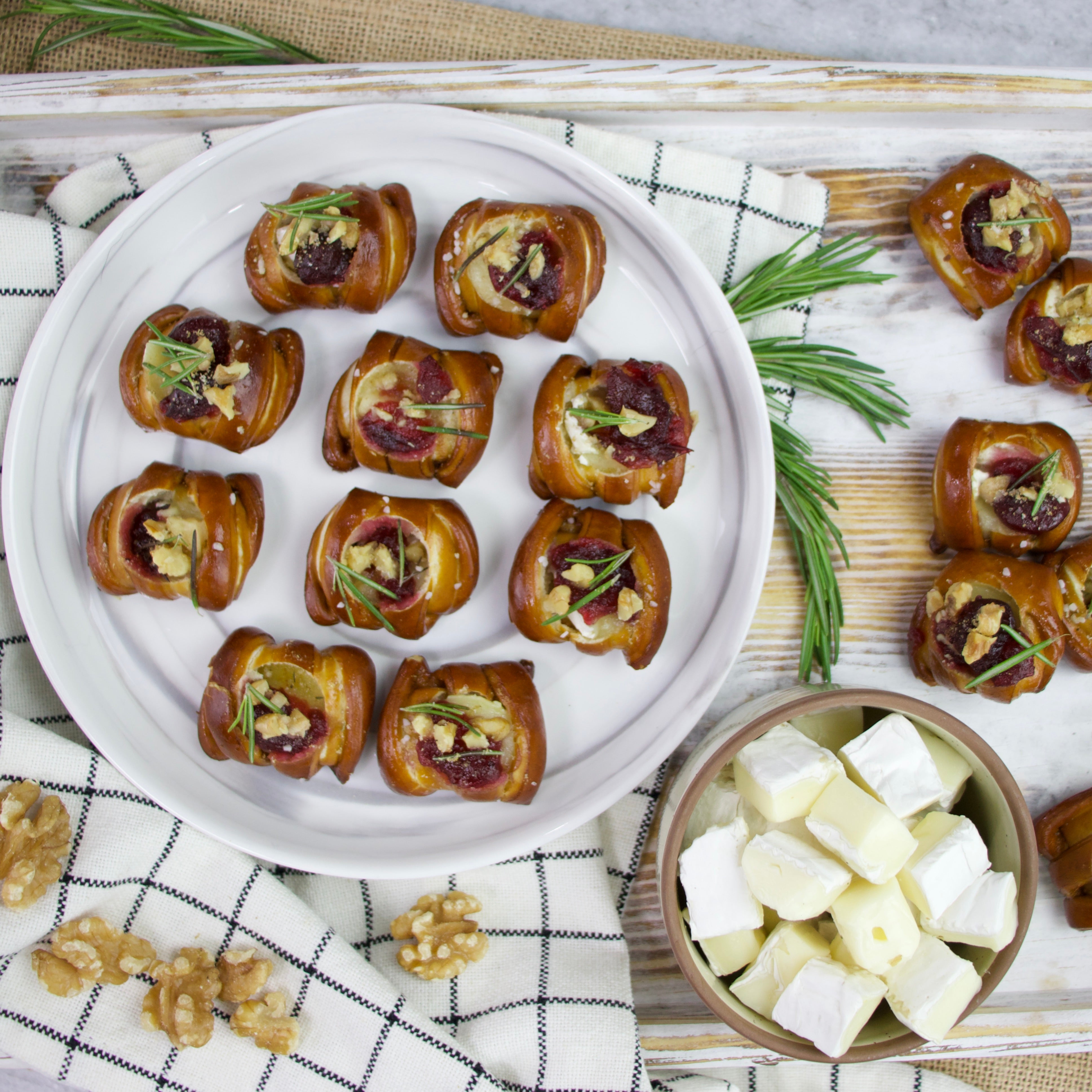 Cranberry Brie Bites