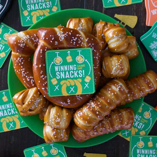 SOFT PRETZEL LOVERS VARIETY BOX - Football