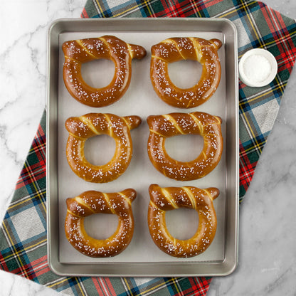 WHEELHOUSE SIGNATURE SOFT PRETZEL BOX - Happy Holidays