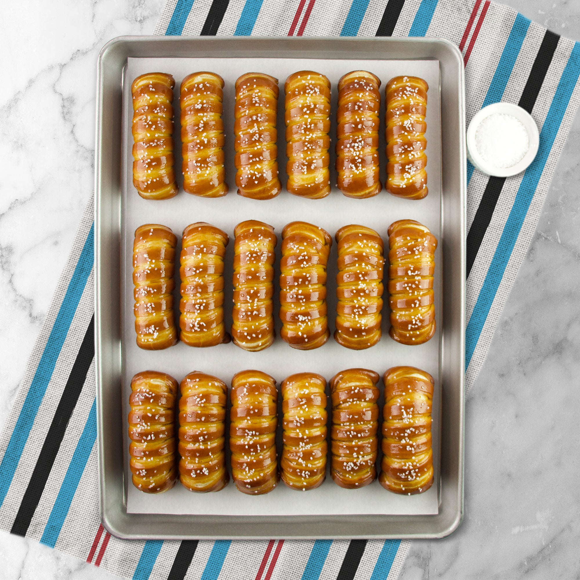 Turnbuckle Sticks Soft Pretzel Box - Congrats Grad