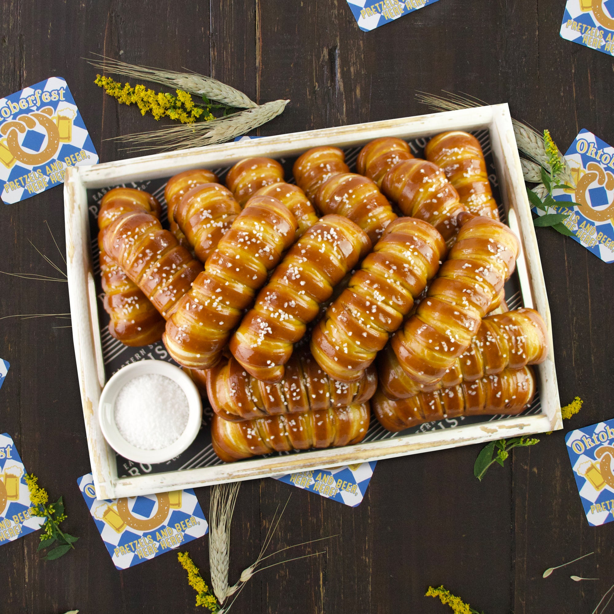 TURNBUCKLE STICKS SOFT PRETZEL BOX - Oktoberfest