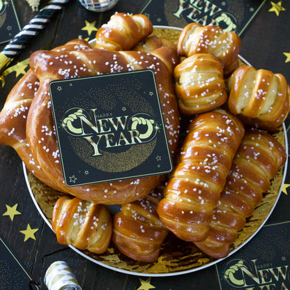 One-Timer Bites Soft Pretzel Box - New Years