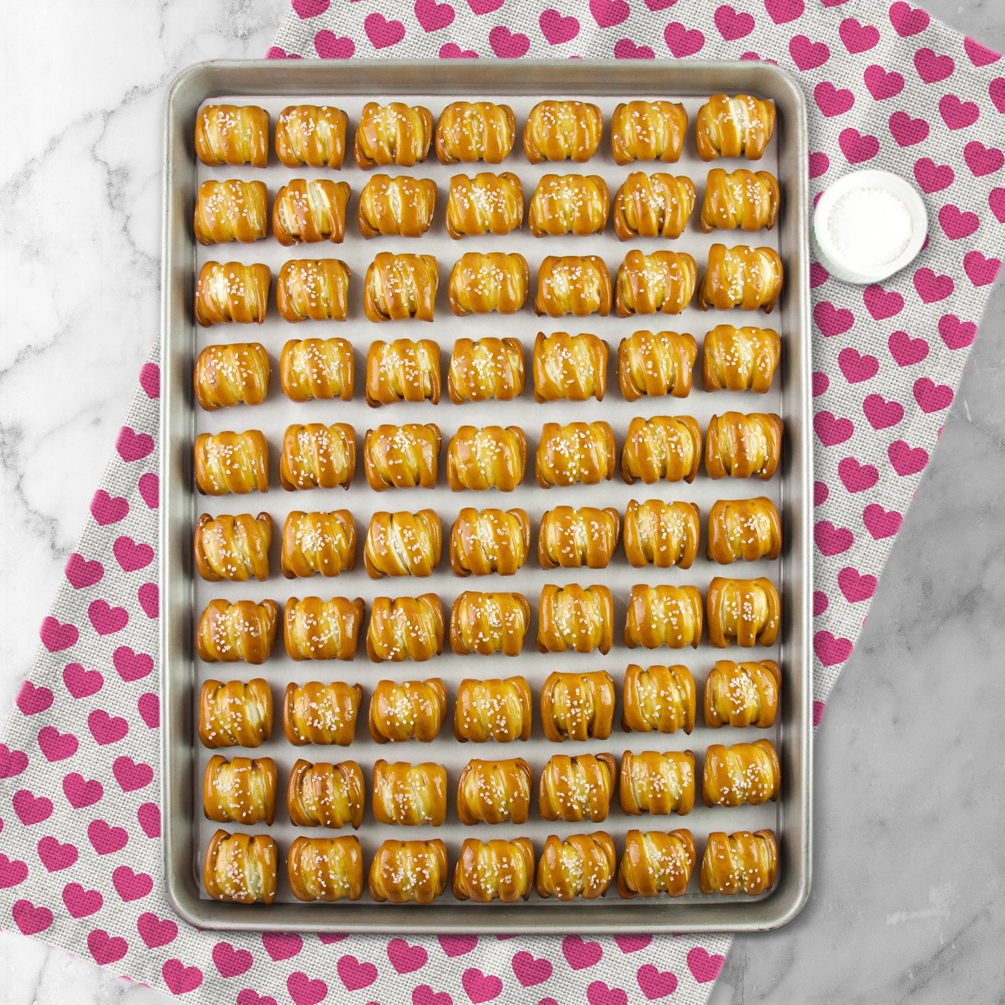 One-Timer Bites Soft Pretzel Box - Valentine's Day