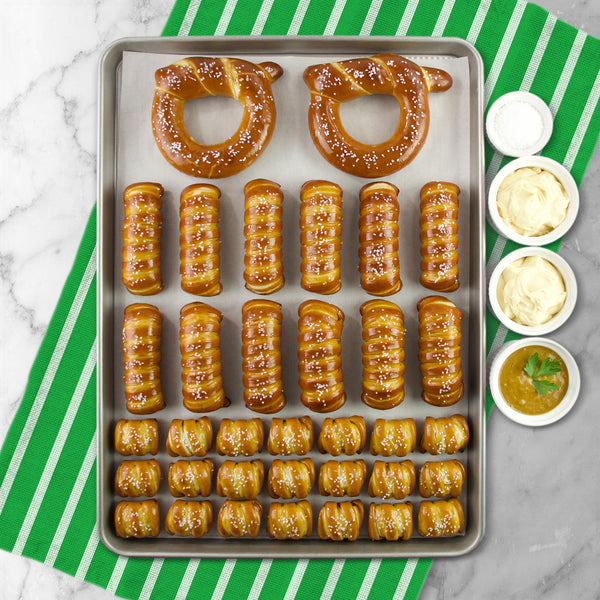 SOFT PRETZELS & SAUCES VARIETY BOX - Football