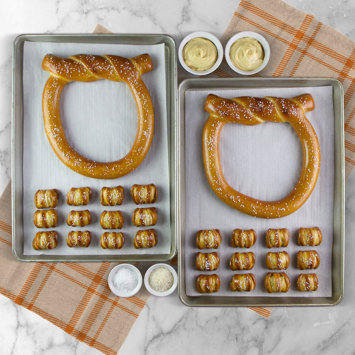 Topknot XL Signature Soft Pretzel Box - Wonderfall