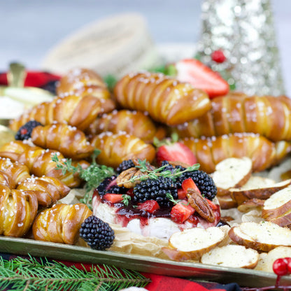Turnbuckle Sticks Soft Pretzel Box - Happy Holidays