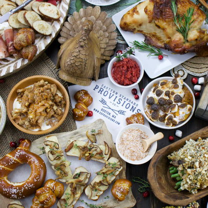 SOFT PRETZELS, SALTS & SAUCES VARIETY BOX - Wonderfall