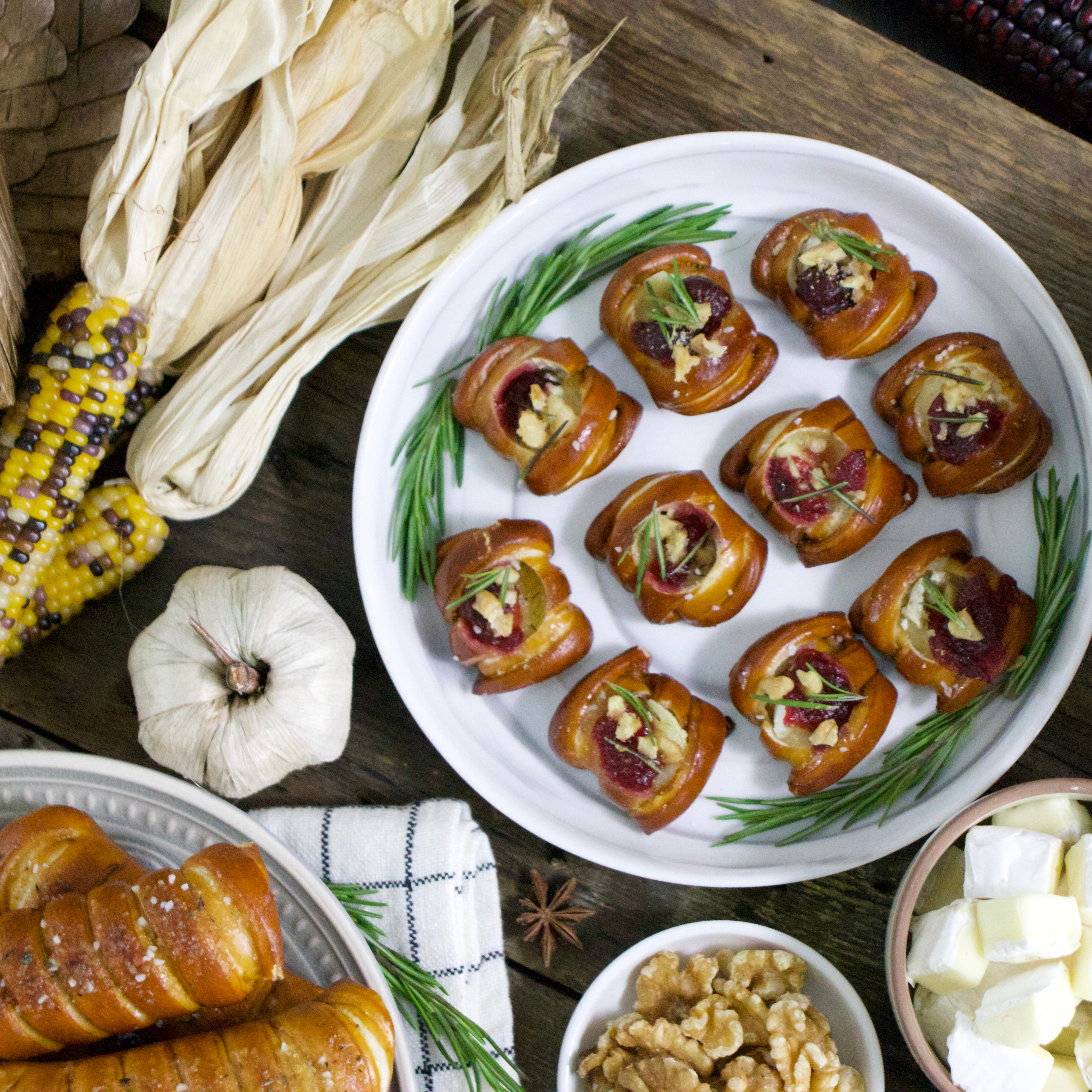 ONE-TIMER BITES SOFT PRETZEL BOX - Wonderfall