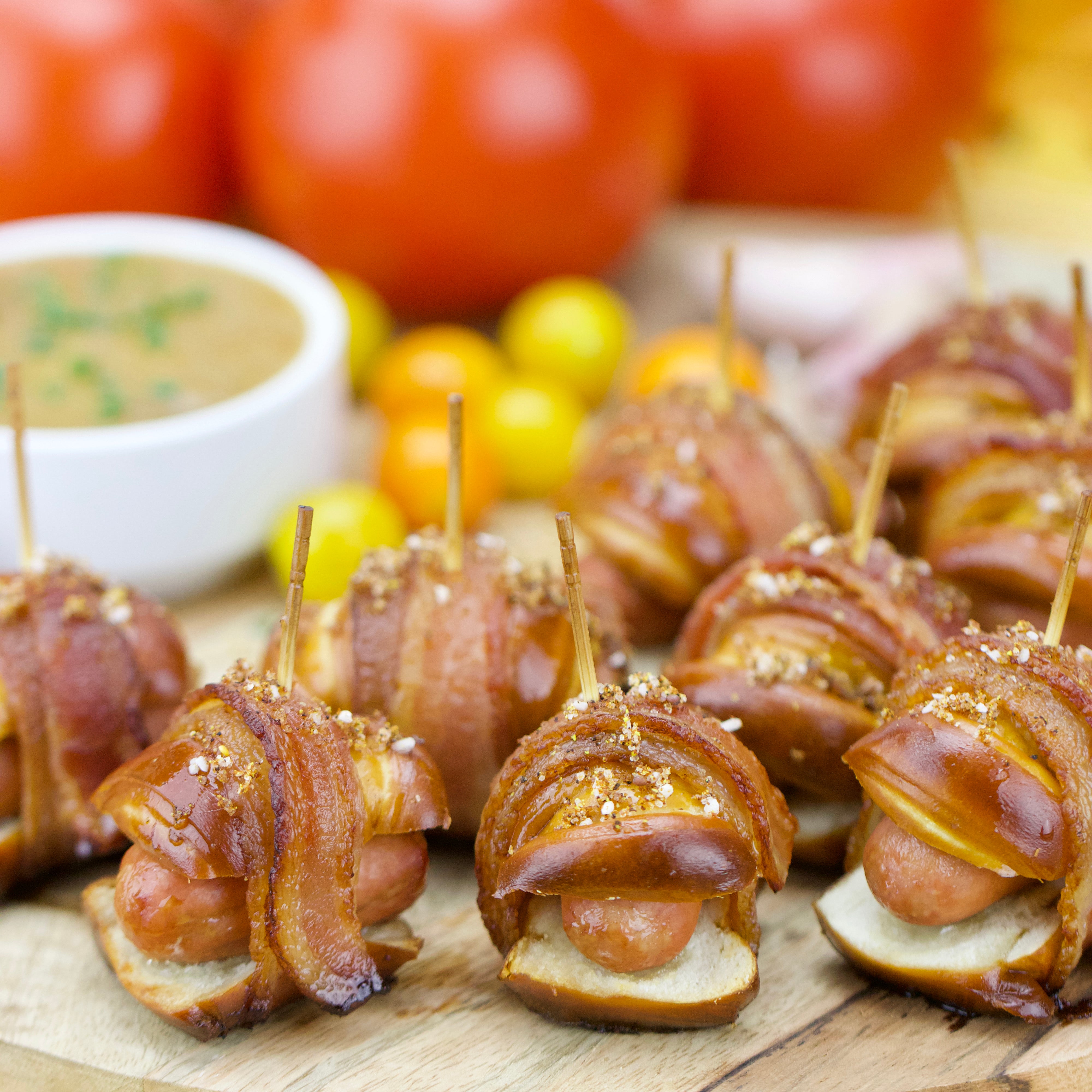 SOFT PRETZELS, SALTS & SAUCES VARIETY BOX - Keep Calm & Pretzel On